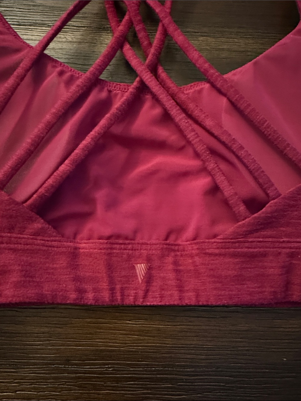 Victoria’s Secret Incredible Essential Red Strappy Back Sports Bra Medium - Picture 5 of 8